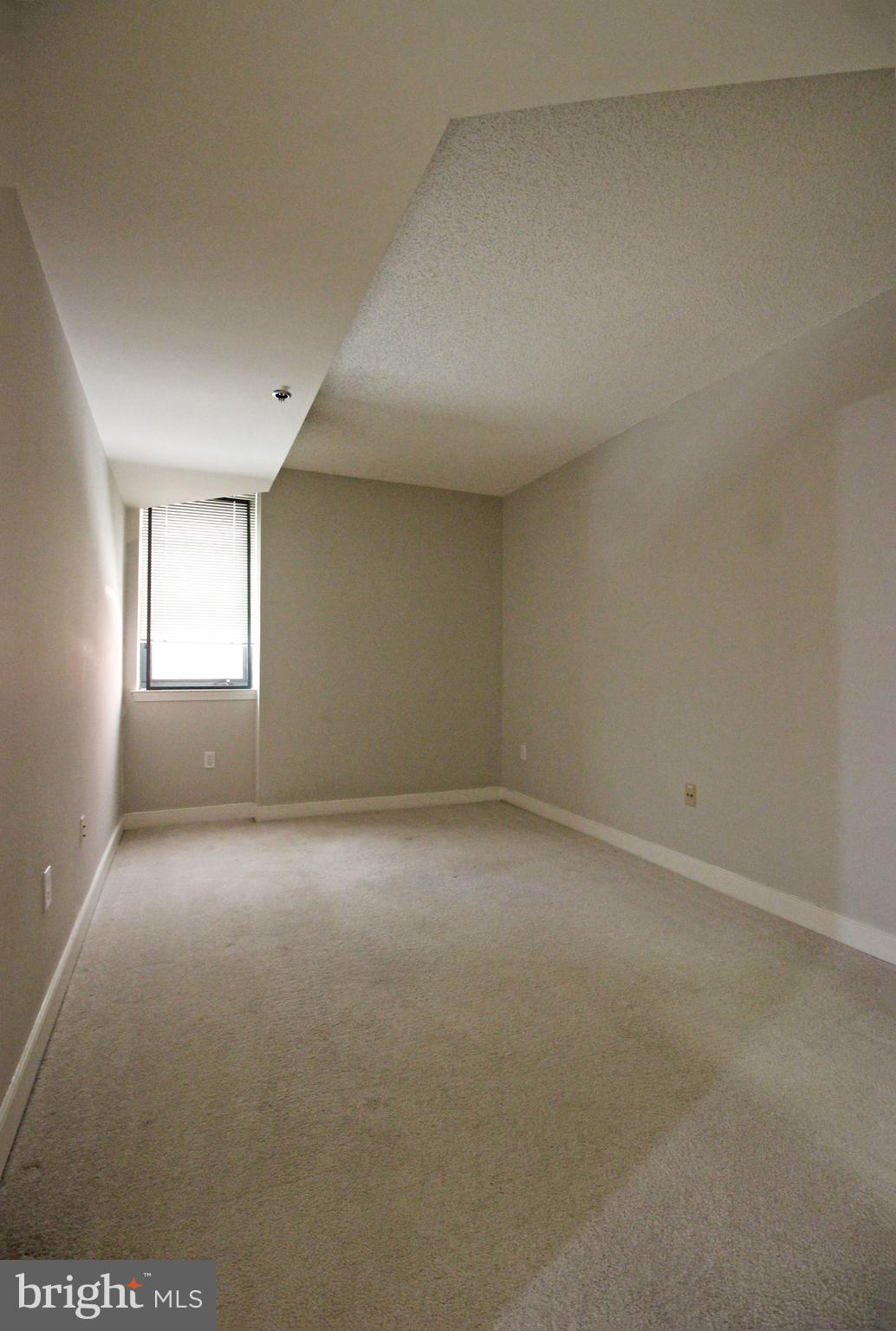 1045 North Utah Street, Unit 108 Arlington, VA 22203 - Photo 11 of 22 a view of empty room