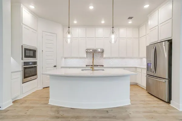 $3,825 | 2165 Sandlin Drive, Fort Worth, TX 76008