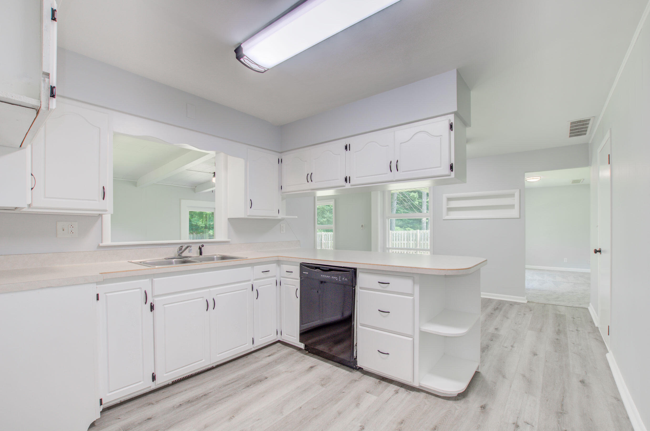 2912 Horton Road Jackson, MI 49203 - Photo 17 of 38 17