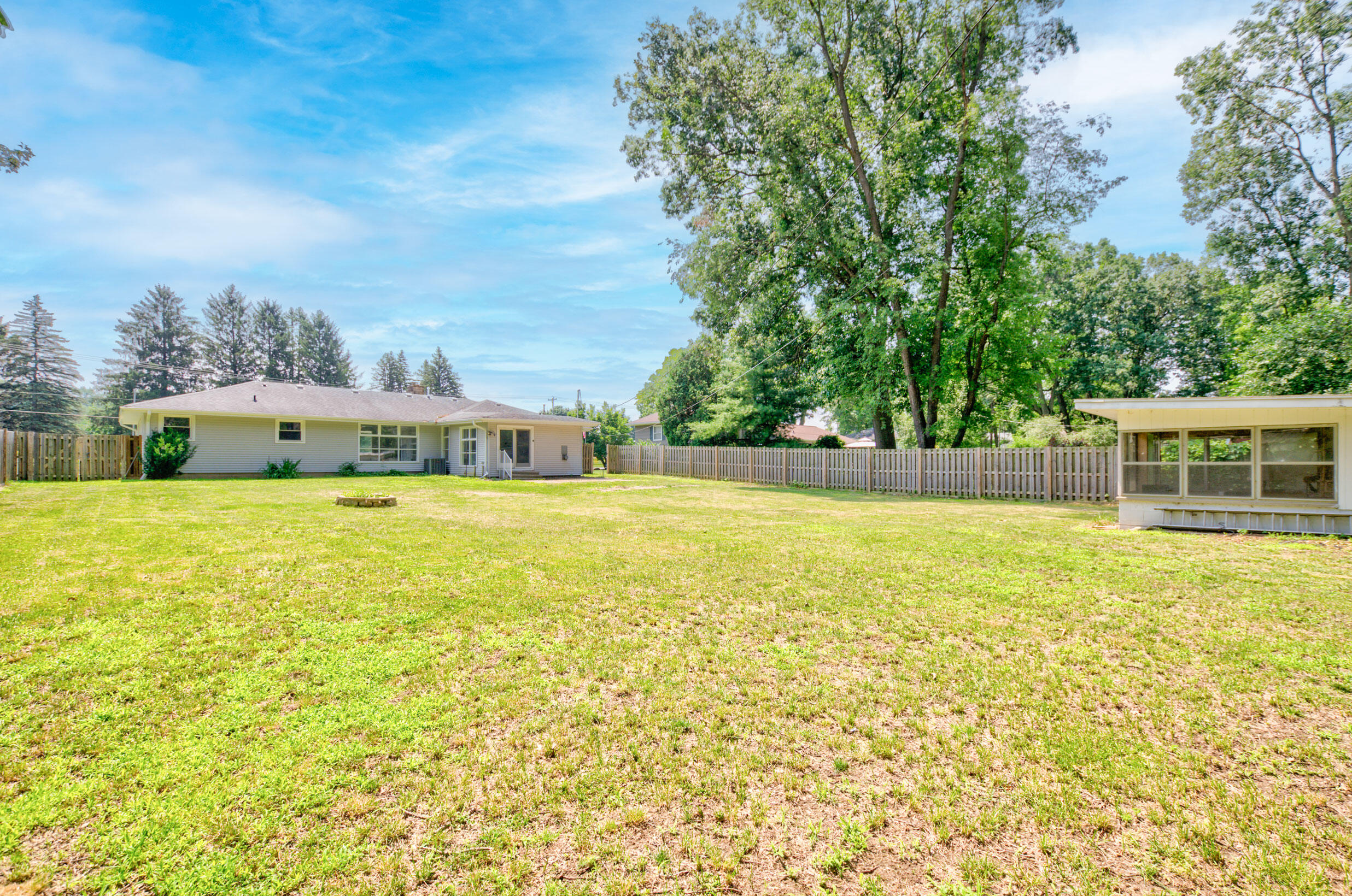 2912 Horton Road Jackson, MI 49203 - Photo 37 of 38 36