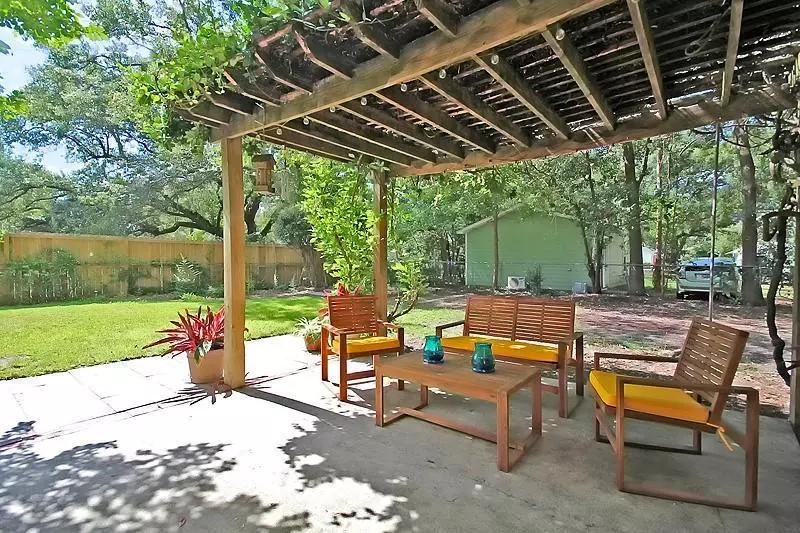 1607 Jessamine Road Charleston, SC 29407 - Photo 8 of 9 1607 Jessamine Patio