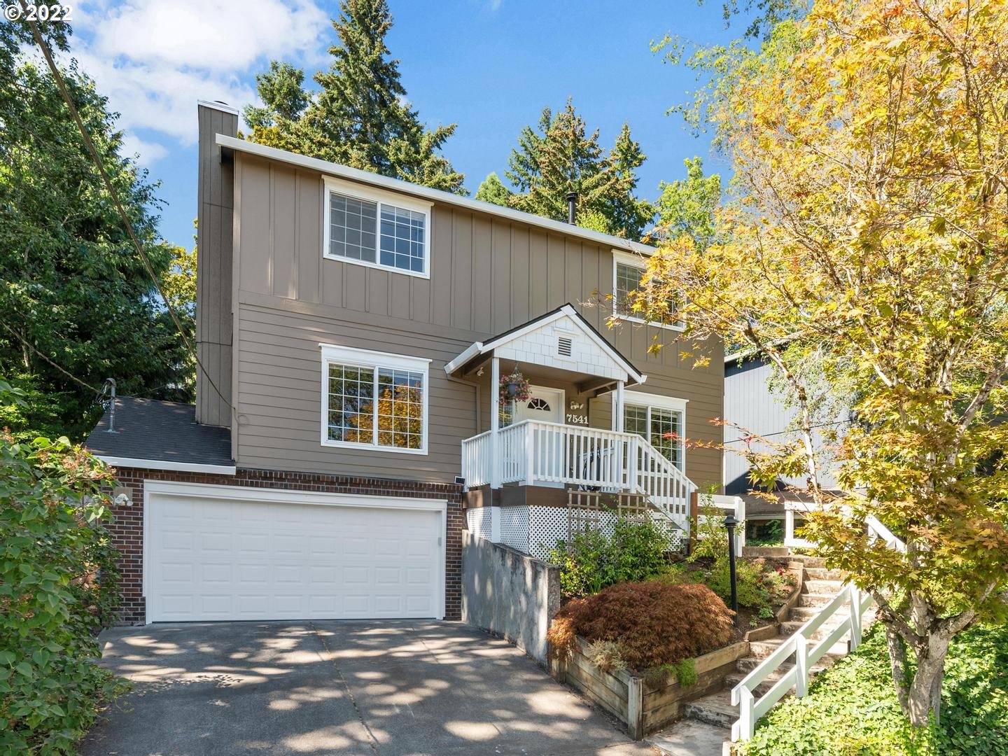 7541 Southwest View Point Terrace Portland, OR 97219 - Photo 1 of 26