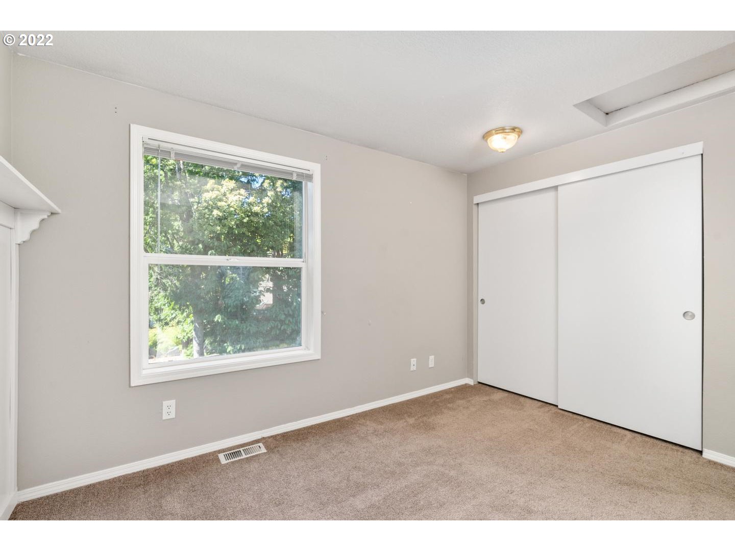 7541 Southwest View Point Terrace Portland, OR 97219 - Photo 18 of 26 Bedroom