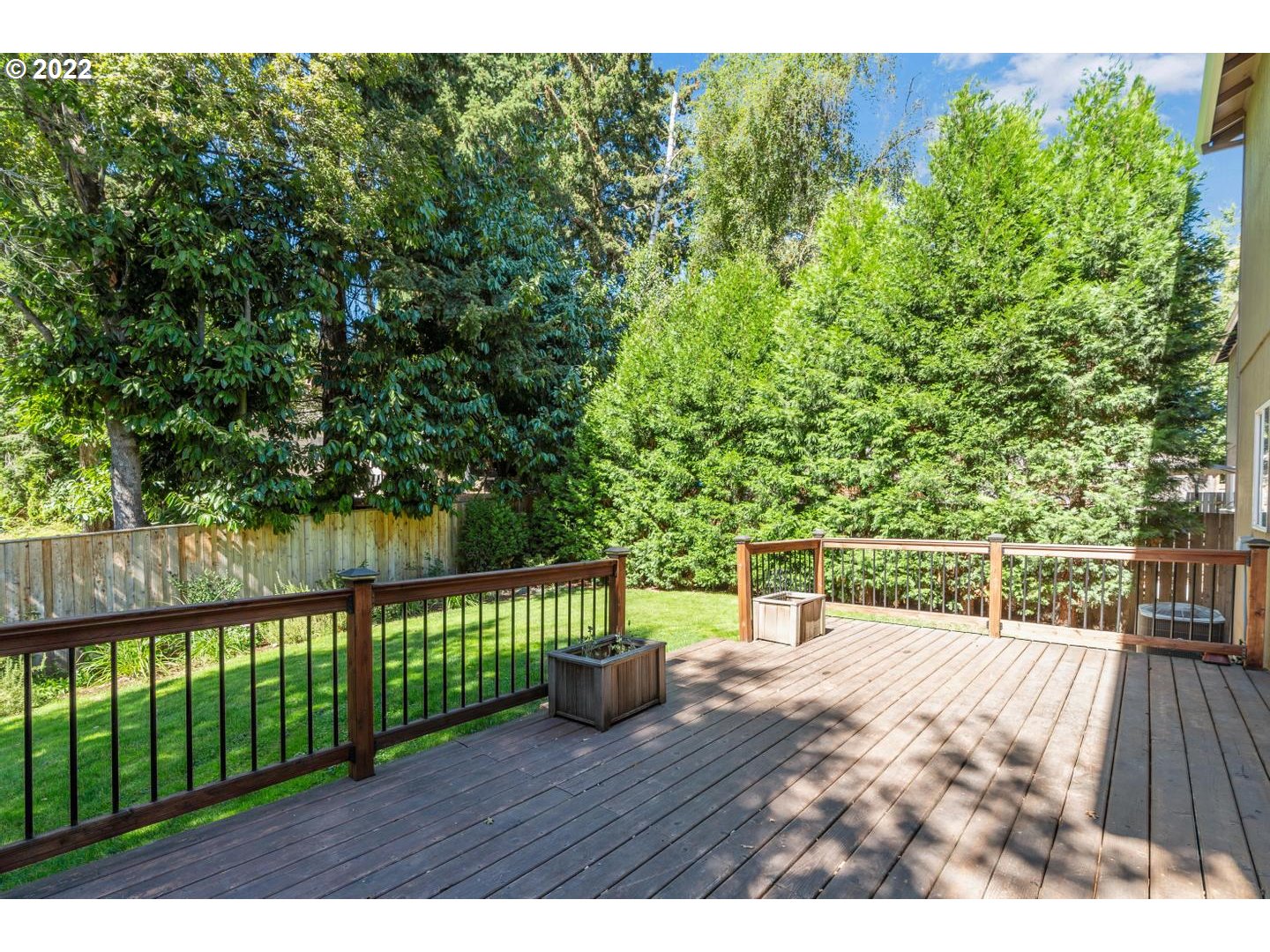 7541 Southwest View Point Terrace Portland, OR 97219 - Photo 23 of 26