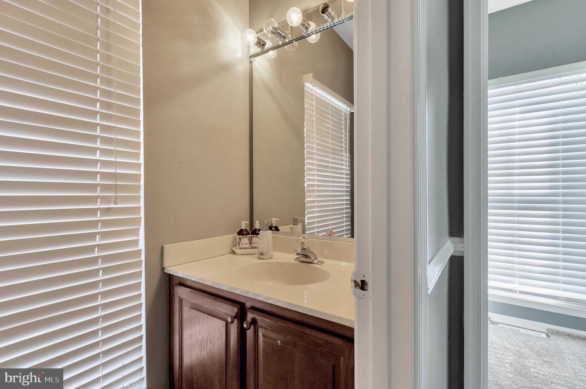8577 Yoder Street Manassas, VA 20110 - Photo 13 of 28 Gallery Image 13