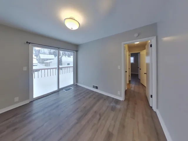 $2,579 | 3105 Georgia Avenue South, St. Louis Park, MN 55426