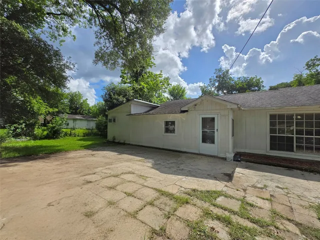 $275,000 | 9621 Sweetwater Lane, Houston, TX 77037