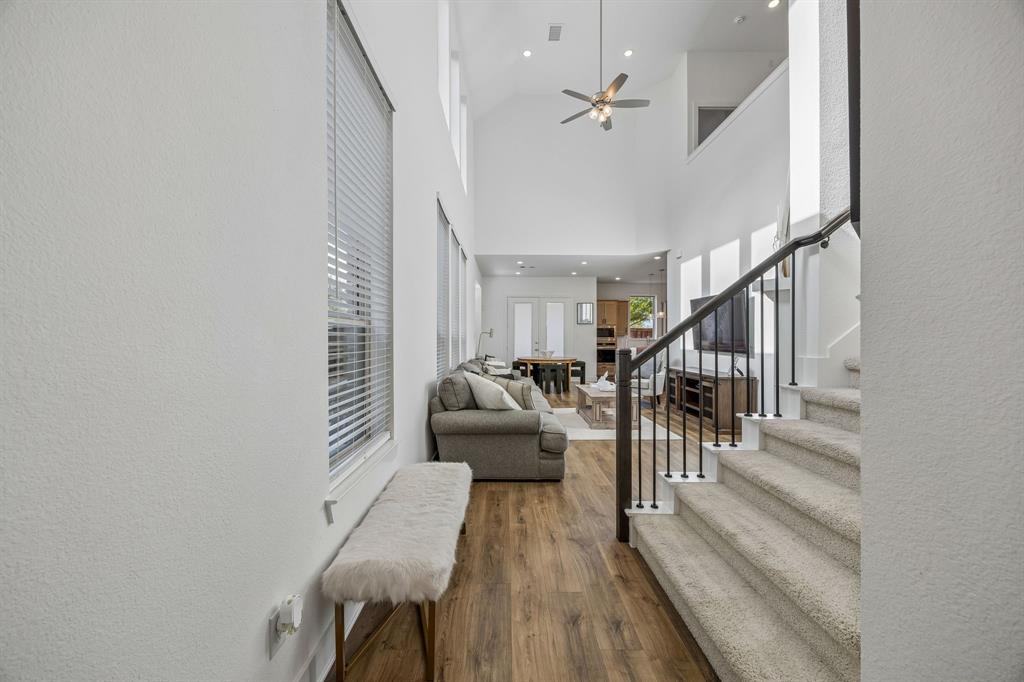 1133 Queensdown Way Forney, TX 75126 - Photo 3 of 29