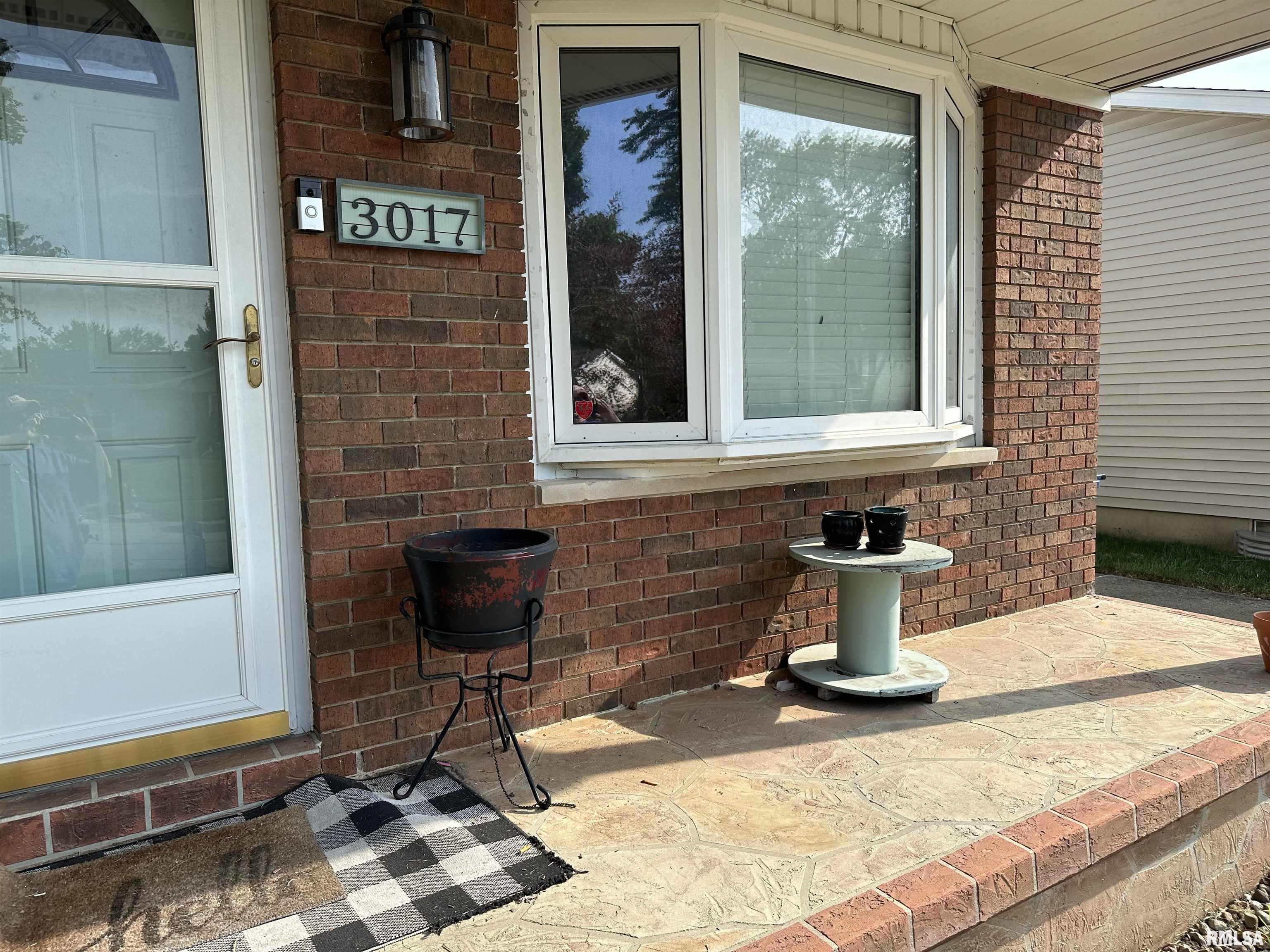 3017 Somerton Road Springfield, IL 62702 - Photo 4 of 8