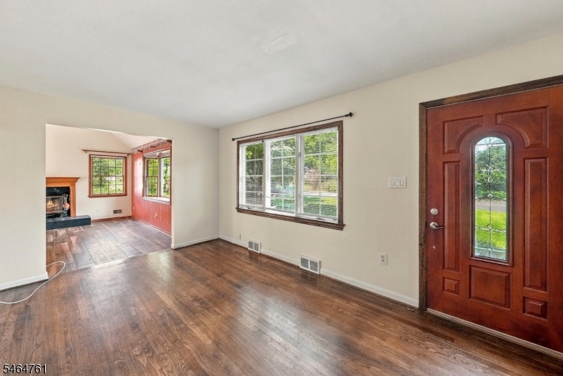 51 Diverty Road Pennington, NJ 08534 - Photo 10 of 48 Gallery Image 10