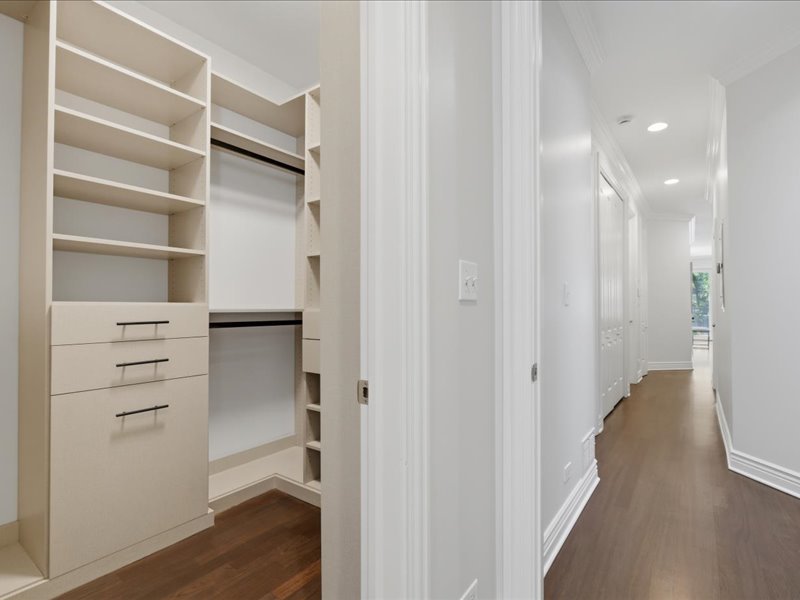 839 South Miller Street, Unit 1 Chicago, IL 60607 - Photo 11 of 40