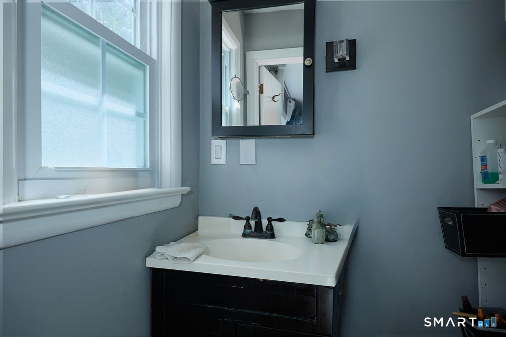 32 Lincoln Lane Ridgefield, CT 06877 - Photo 13 of 40 Gallery Image 13