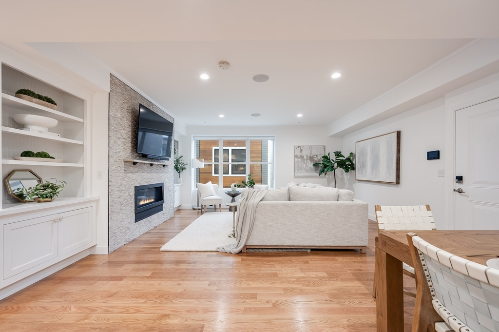 260 Gold Street, Unit 101 Boston, MA 02127 - Photo 11 of 24