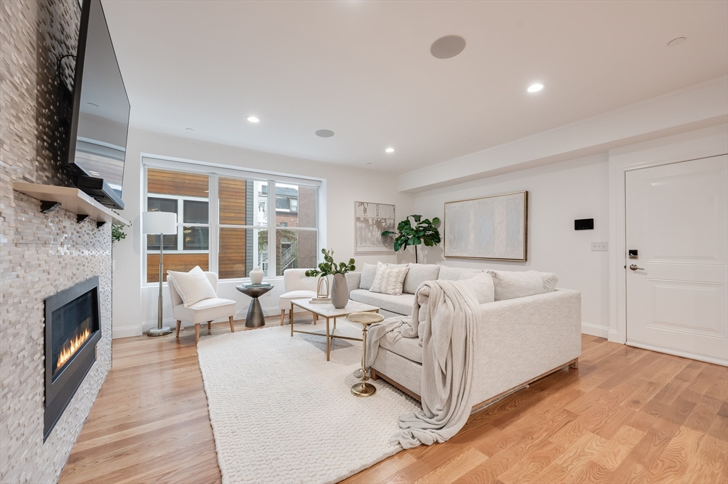 260 Gold Street, Unit 101 Boston, MA 02127 - Photo 12 of 24