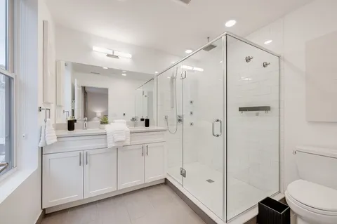 $1,299,000 | 260 Gold Street, Unit 101, Boston, MA 02127