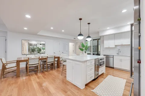 $1,299,000 | 260 Gold Street, Unit 101, Boston, MA 02127