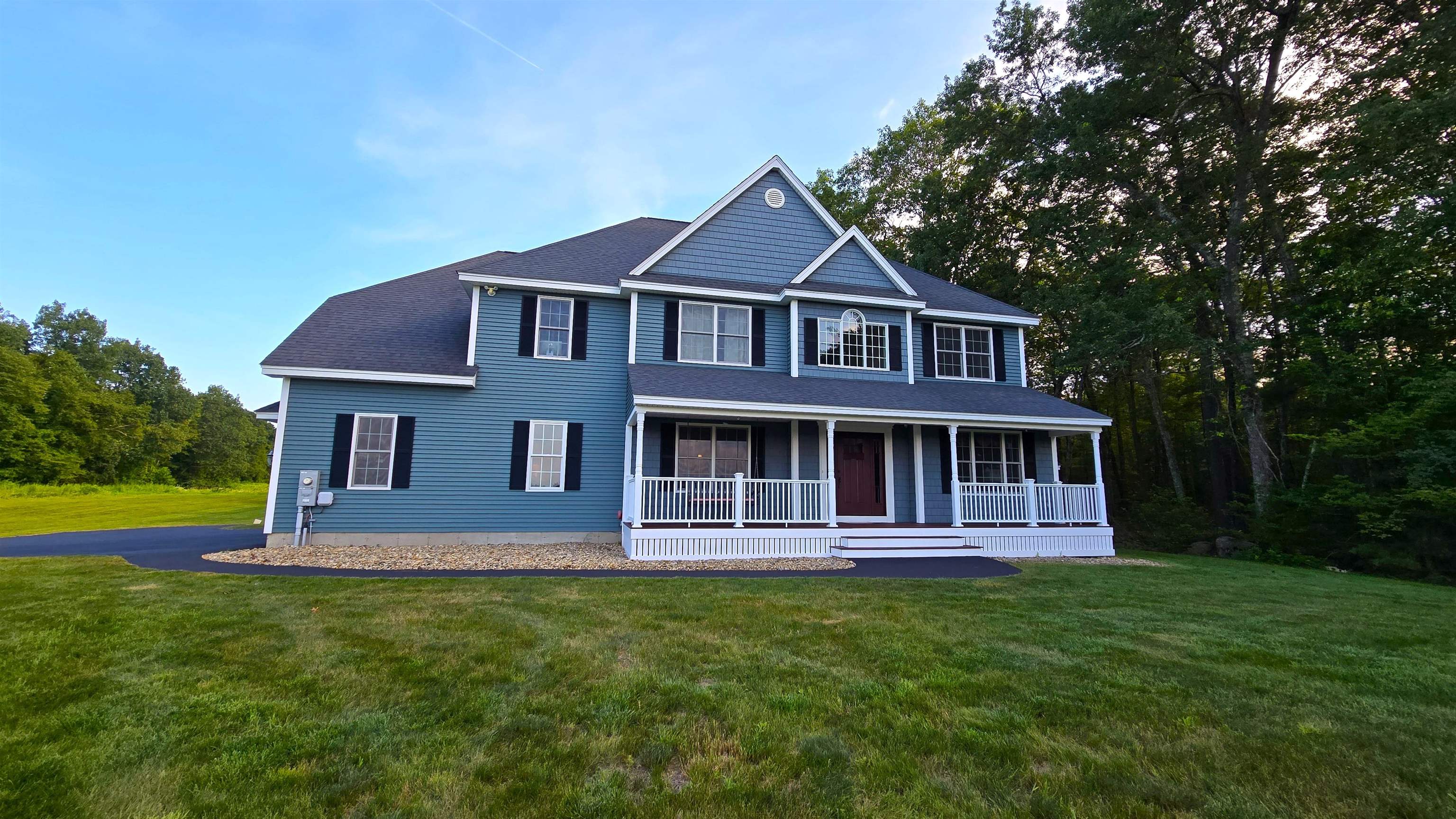 41 Senter Farm Road Hudson, NH 03051 - Photo 3 of 58