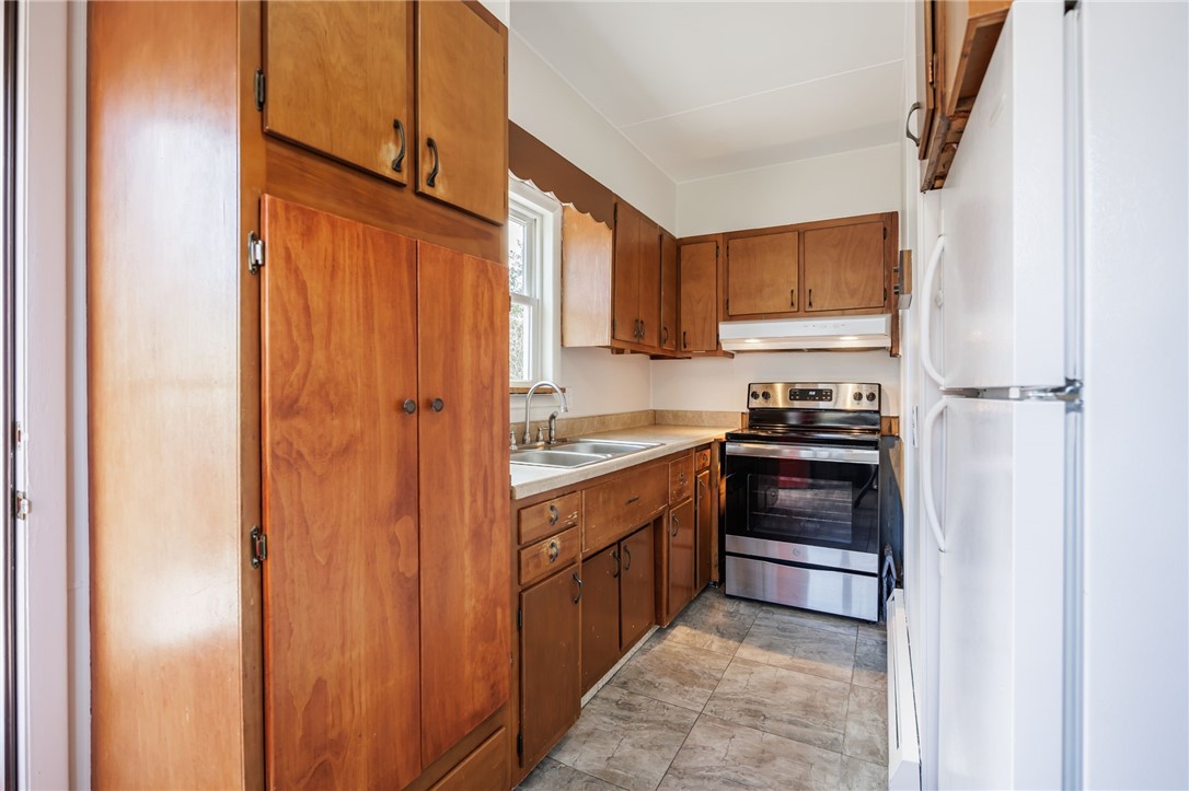 178 Elmgrove Road Greece, NY 14626 - Photo 15 of 42