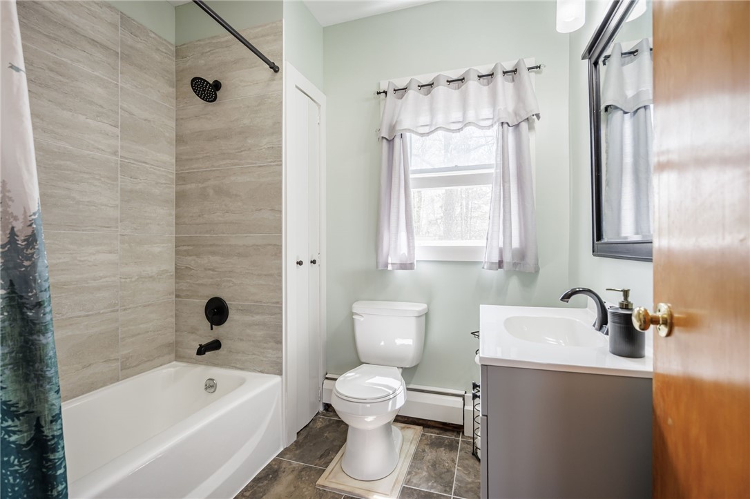 178 Elmgrove Road Greece, NY 14626 - Photo 21 of 42