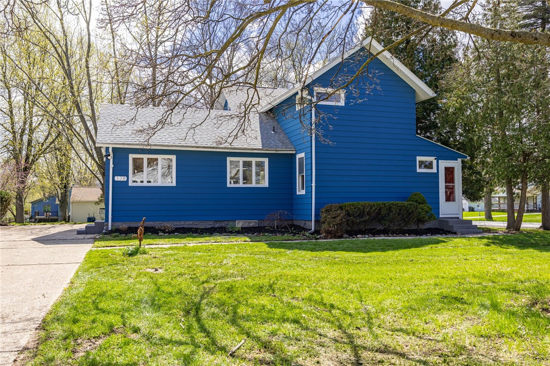 178 Elmgrove Road Greece, NY 14626 - Photo 3 of 42