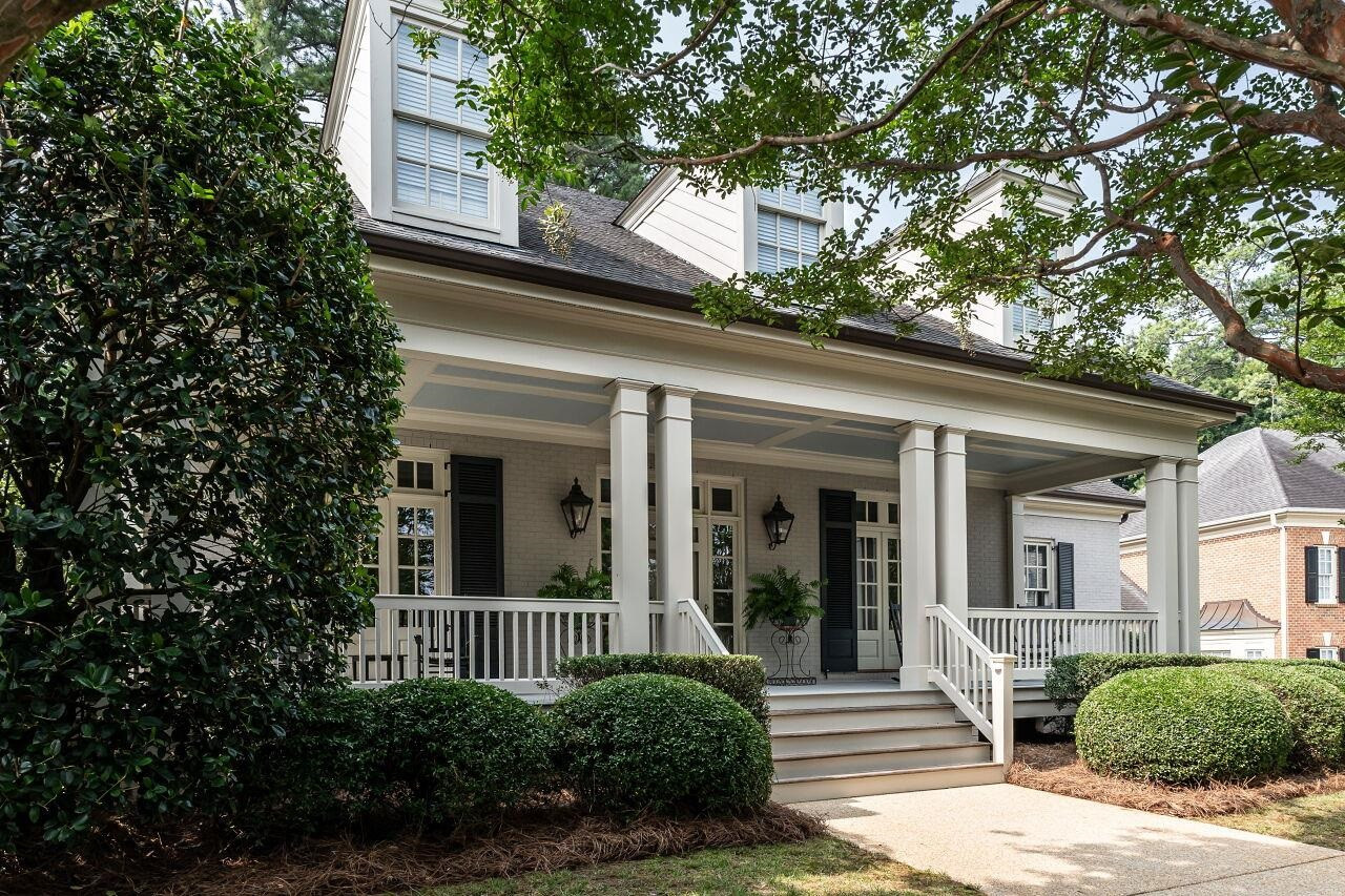 2409 Lewis Grove Lane Raleigh, NC 27608 - Photo 5 of 44 Photo 5