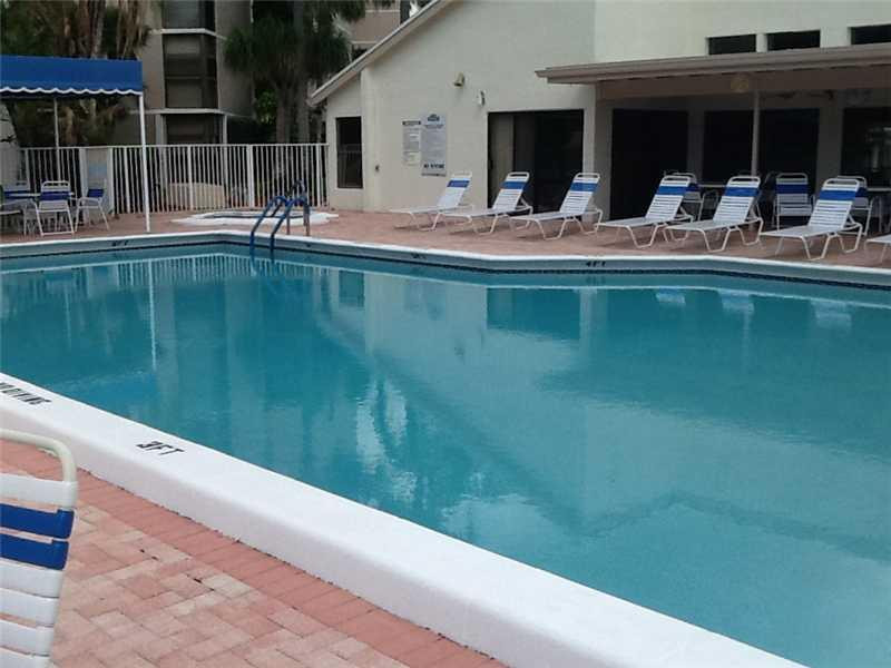 6530 Boca Del Mar Drive, Unit 434 Boca Raton, FL 33433 - Photo 19 of 23 Exterior Front