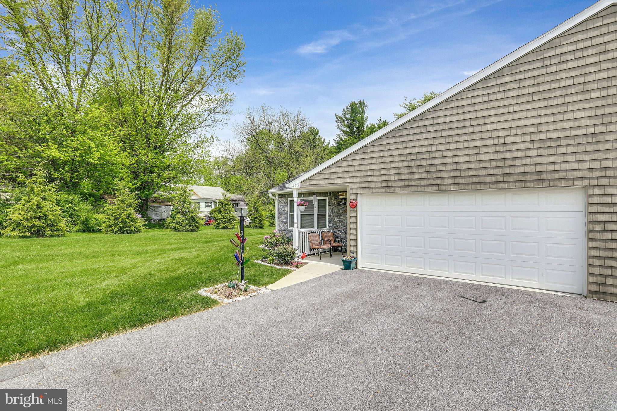 4617 Clair Mar Drive Dover, PA 17315 - Photo 4 of 38