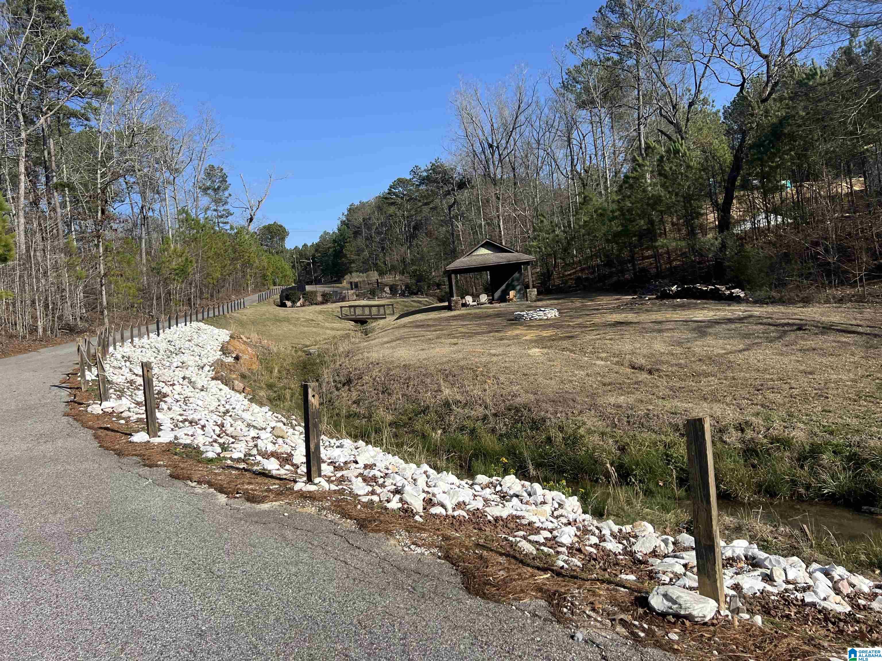 Shoreside Lane, Unit 210 Sylacauga, AL 35151 - Photo 4 of 9