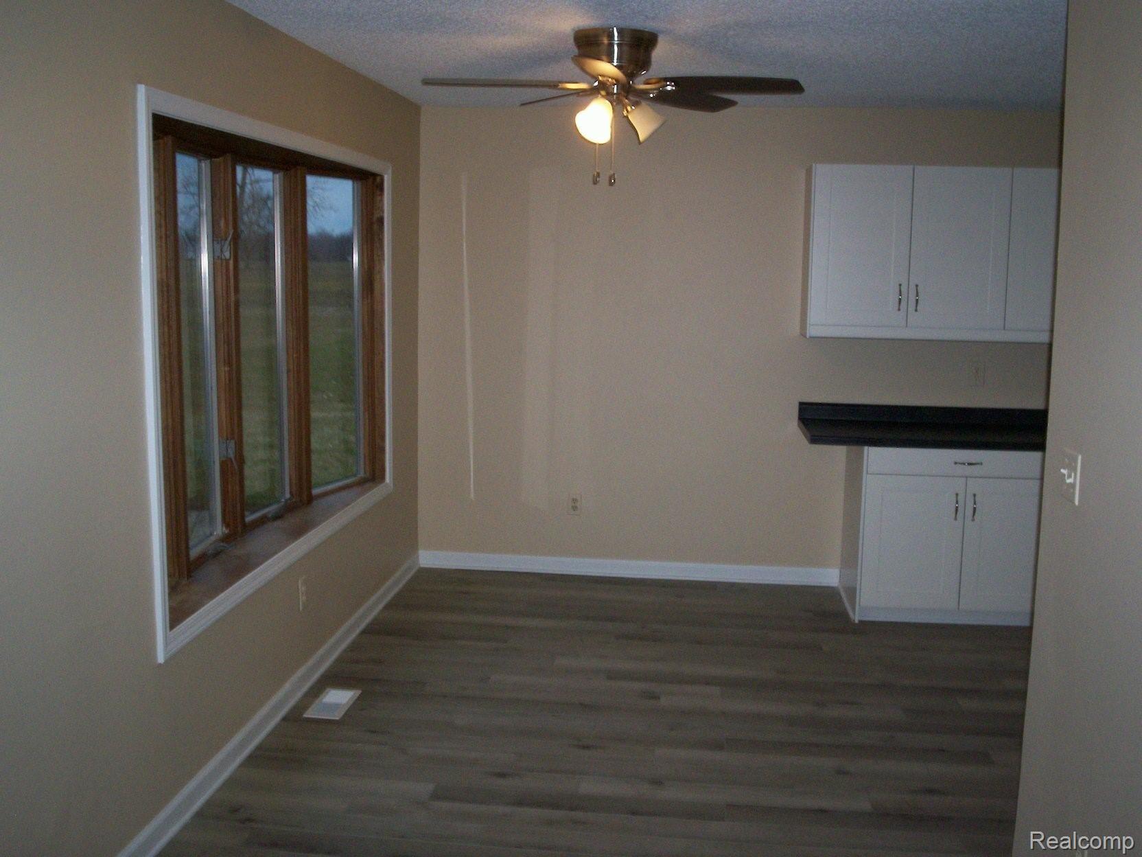 24146 Merriman Road New Boston, MI 48164 - Photo 4 of 15 MERRIMAN 006.JPG