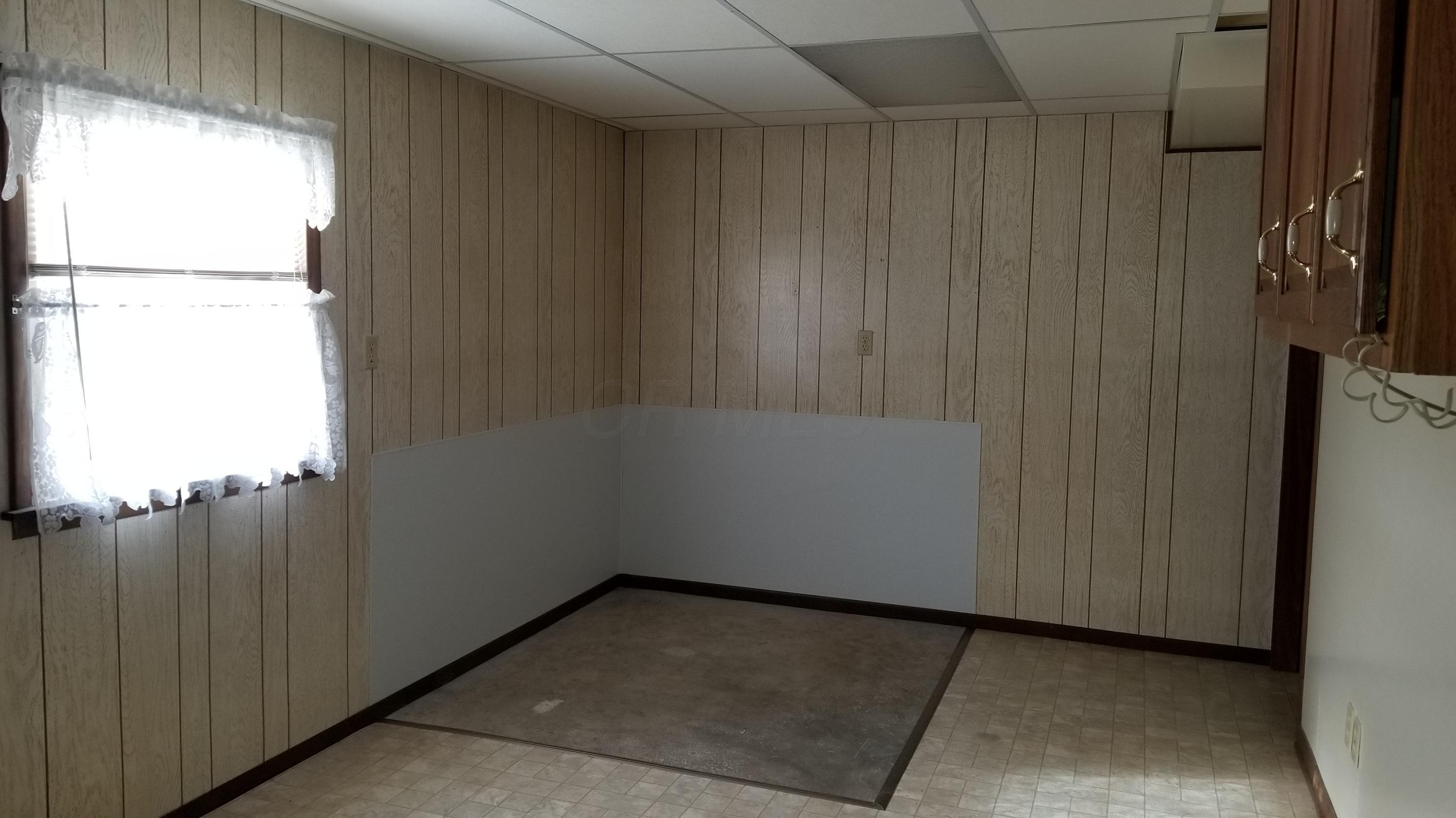 1243 Quarry Road Southeast Lancaster, OH 43130 - Photo 29 of 36 Gallery Image 29
