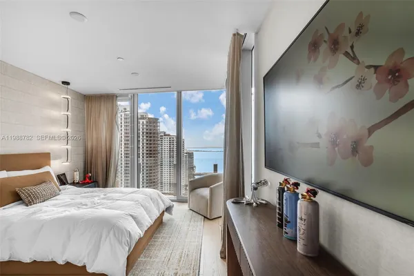 $16,500 | 300 Biscayne Blvd Way, Unit 2605W, Miami, FL 33131