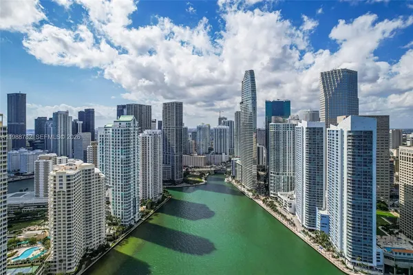 $16,500 | 300 Biscayne Blvd Way, Unit 2605W, Miami, FL 33131