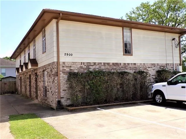 $1,295 | 2900 Illinois Avenue, Unit C, Kenner, LA 70065