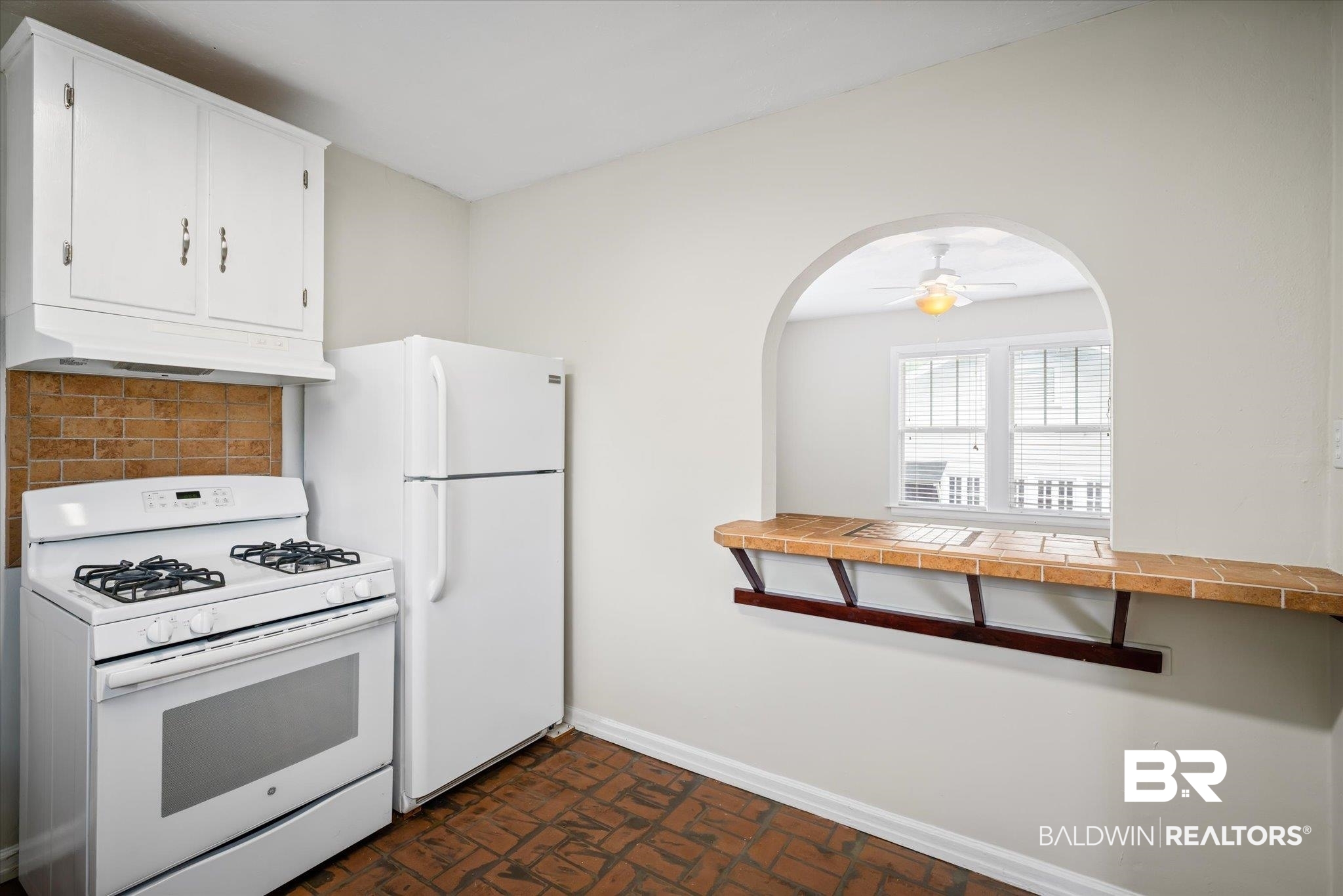 156 South Monterey Street Mobile, AL 36604 - Photo 29 of 33