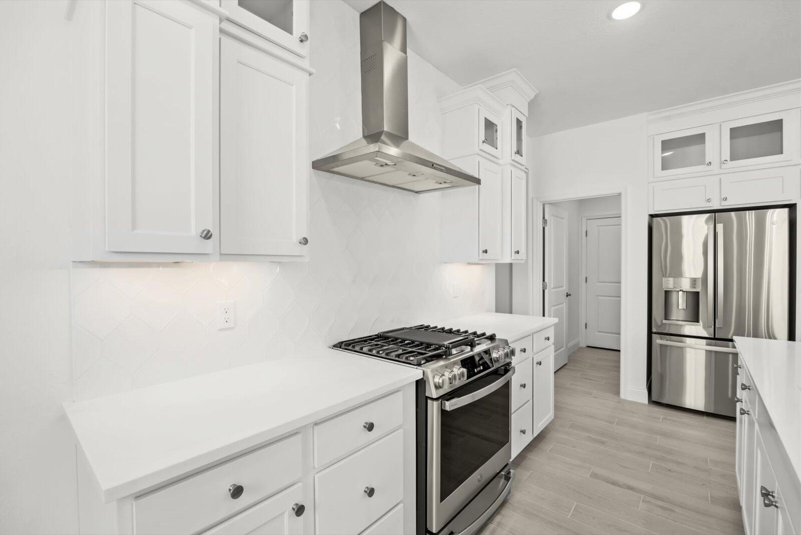 10139 Dreamweaver Road Port St. Lucie, FL 34987 - Photo 8 of 45 Kitchen