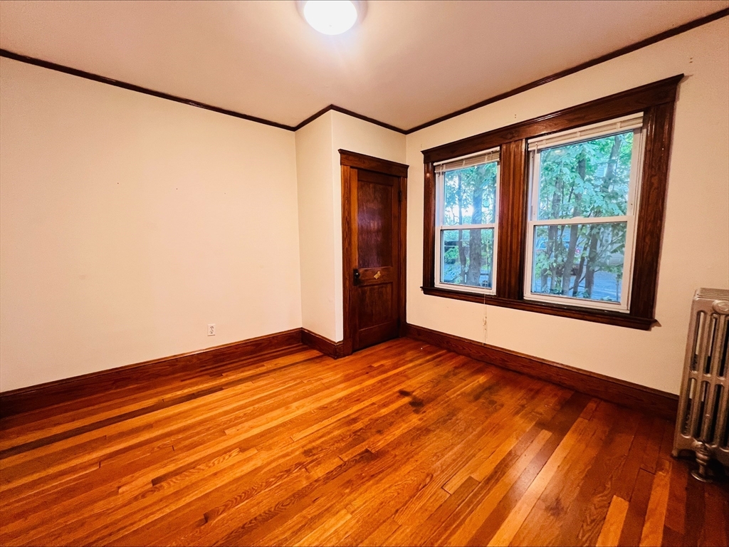 16 Russell Road, Unit 1 Newton, MA 02458 - Photo 4 of 14