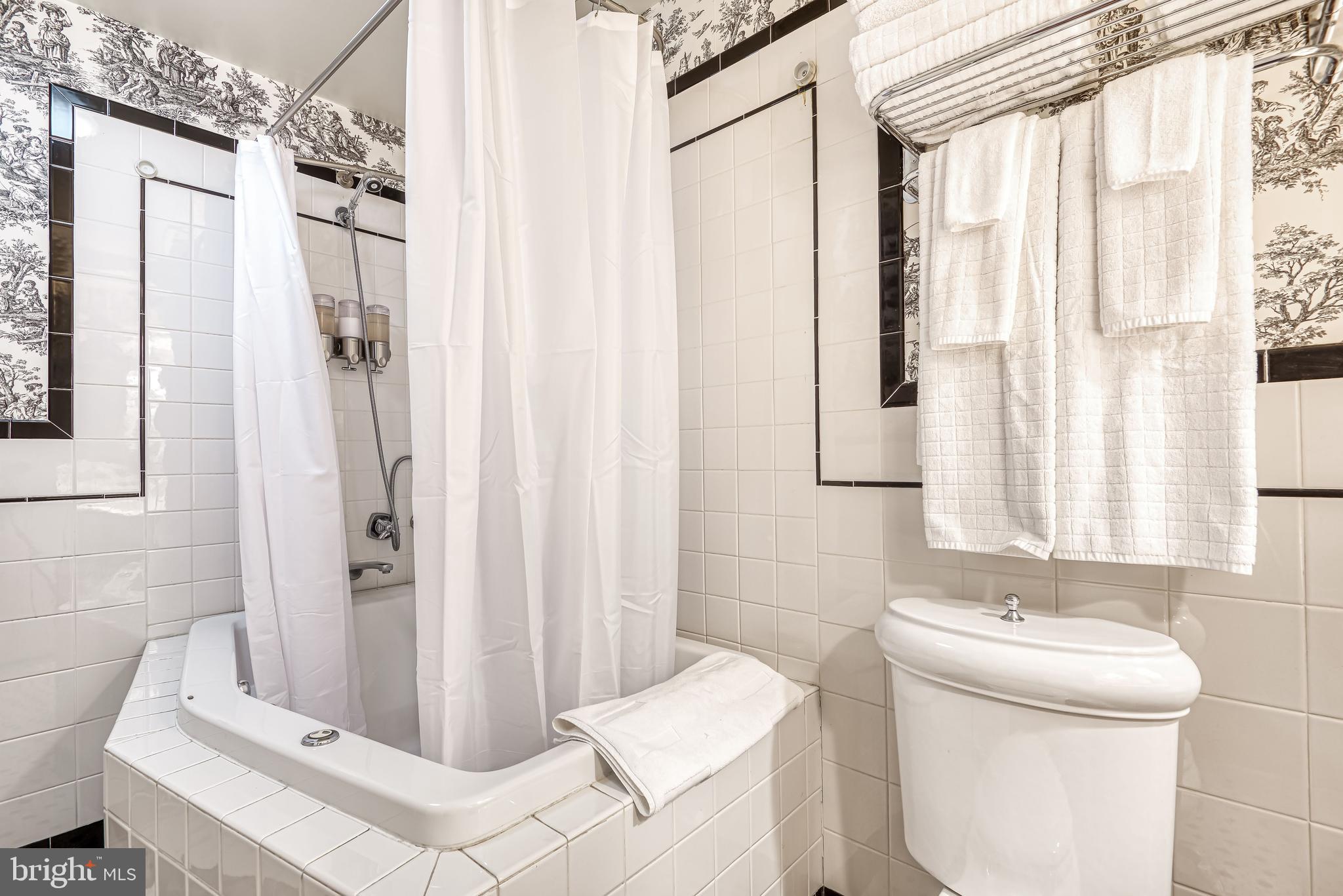 1005 Light Street Baltimore, MD 21230 - Photo 19 of 36