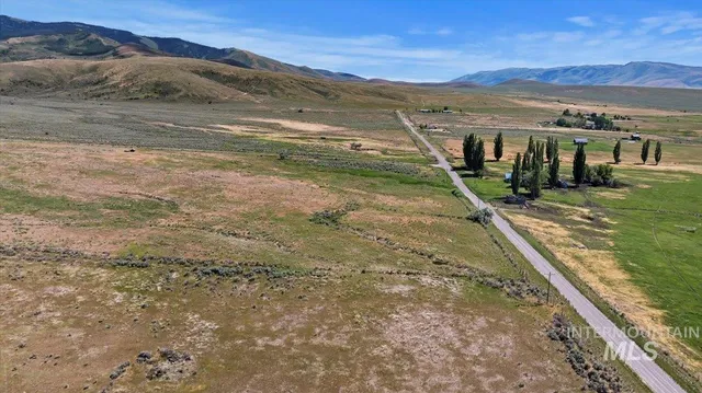 $90,000 | Lot #21 South 100 East, Oakley, ID 83346