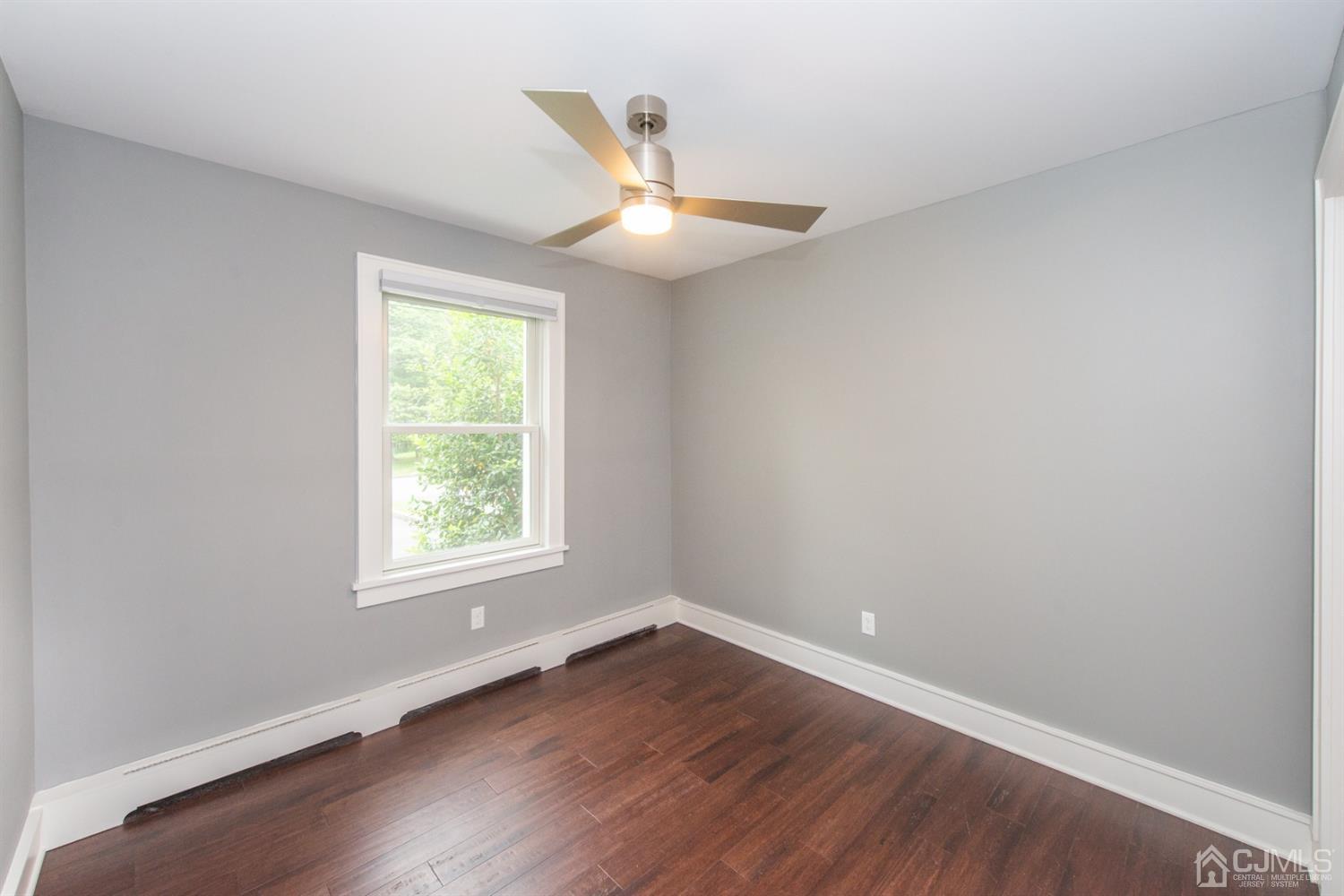 33 Rapalyea Road Hopatcong, NJ 07843 - Photo 6 of 20
