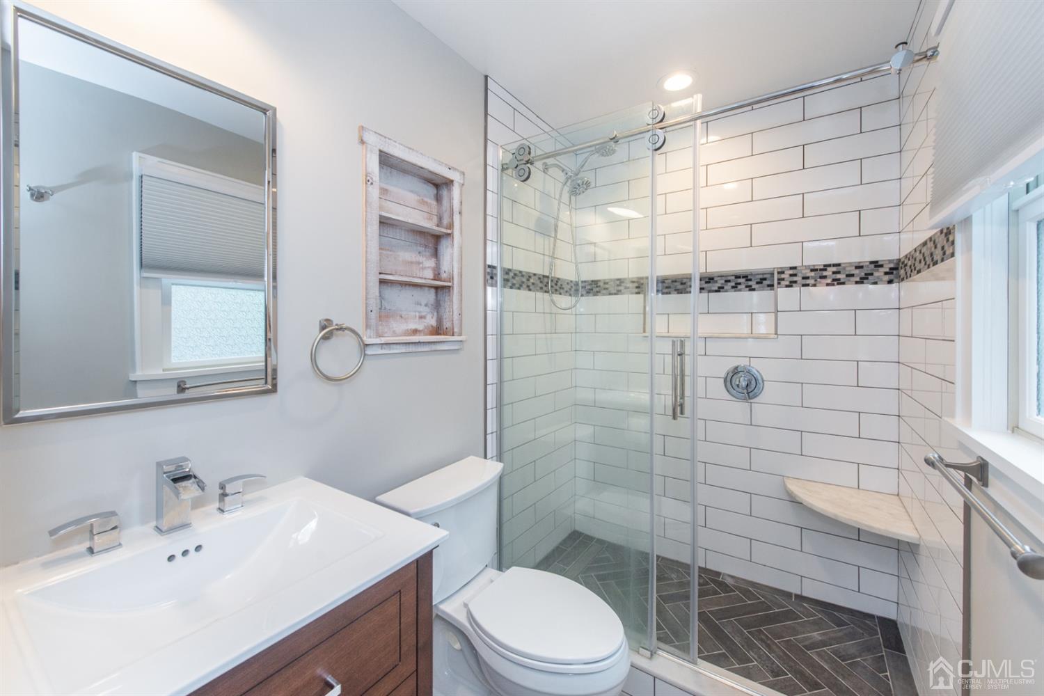 33 Rapalyea Road Hopatcong, NJ 07843 - Photo 8 of 20