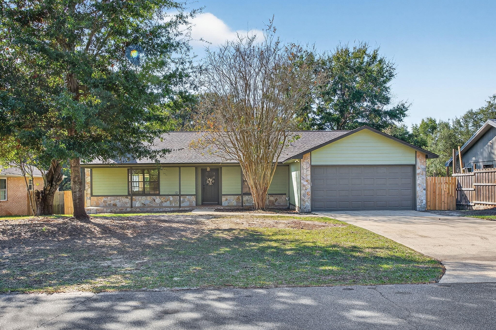 932 Ridgewood Way Niceville, FL 32578 - Photo 1 of 47 3-web-or-mls-932-Ridgeway-Way-003