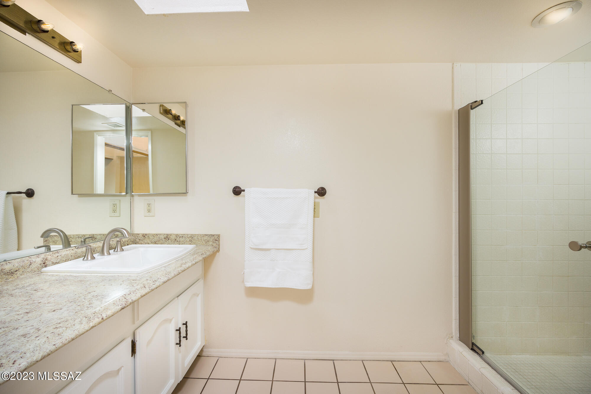 1200 East River Road, Unit E59 Tucson, AZ 85718 - Photo 14 of 34
