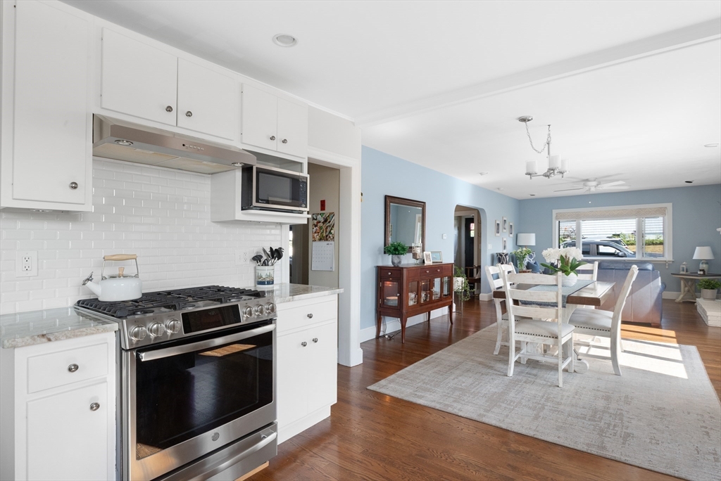 36 Lennox Road Nahant, MA 01908 - Photo 17 of 41