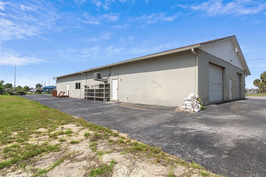 4984 Calienta Street Hernando Beach, FL 34607 - Photo 14 of 59