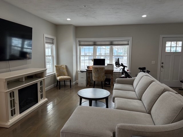 176 Main Street, Unit 1 Medway, MA 02053 - Photo 6 of 28