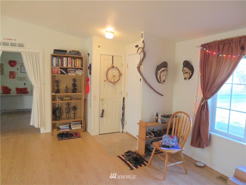 191 Ward Road Longview, WA 98632 - Photo 7 of 25