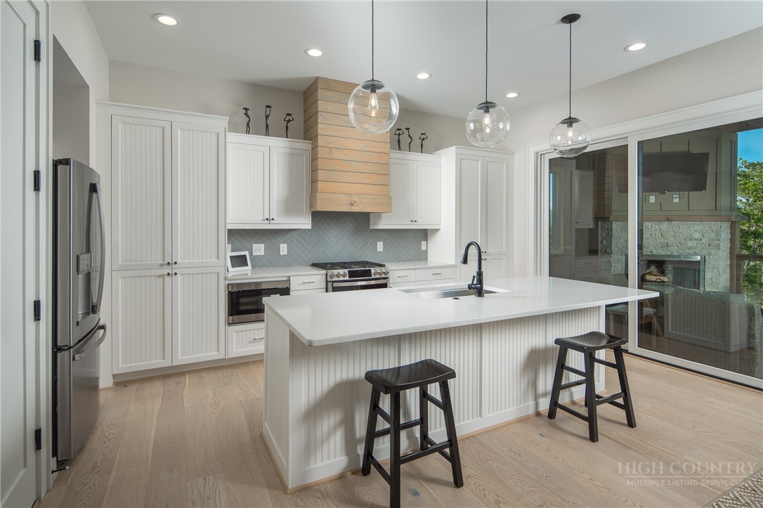 130 Calico Court Boone, NC 28607 - Photo 7 of 50