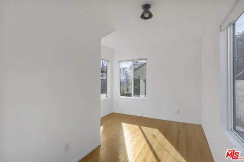 $6,000 | 5712 Buchanan Street, Los Angeles, CA 90042