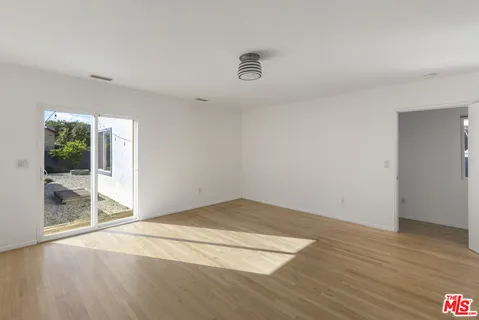 $6,000 | 5712 Buchanan Street, Los Angeles, CA 90042