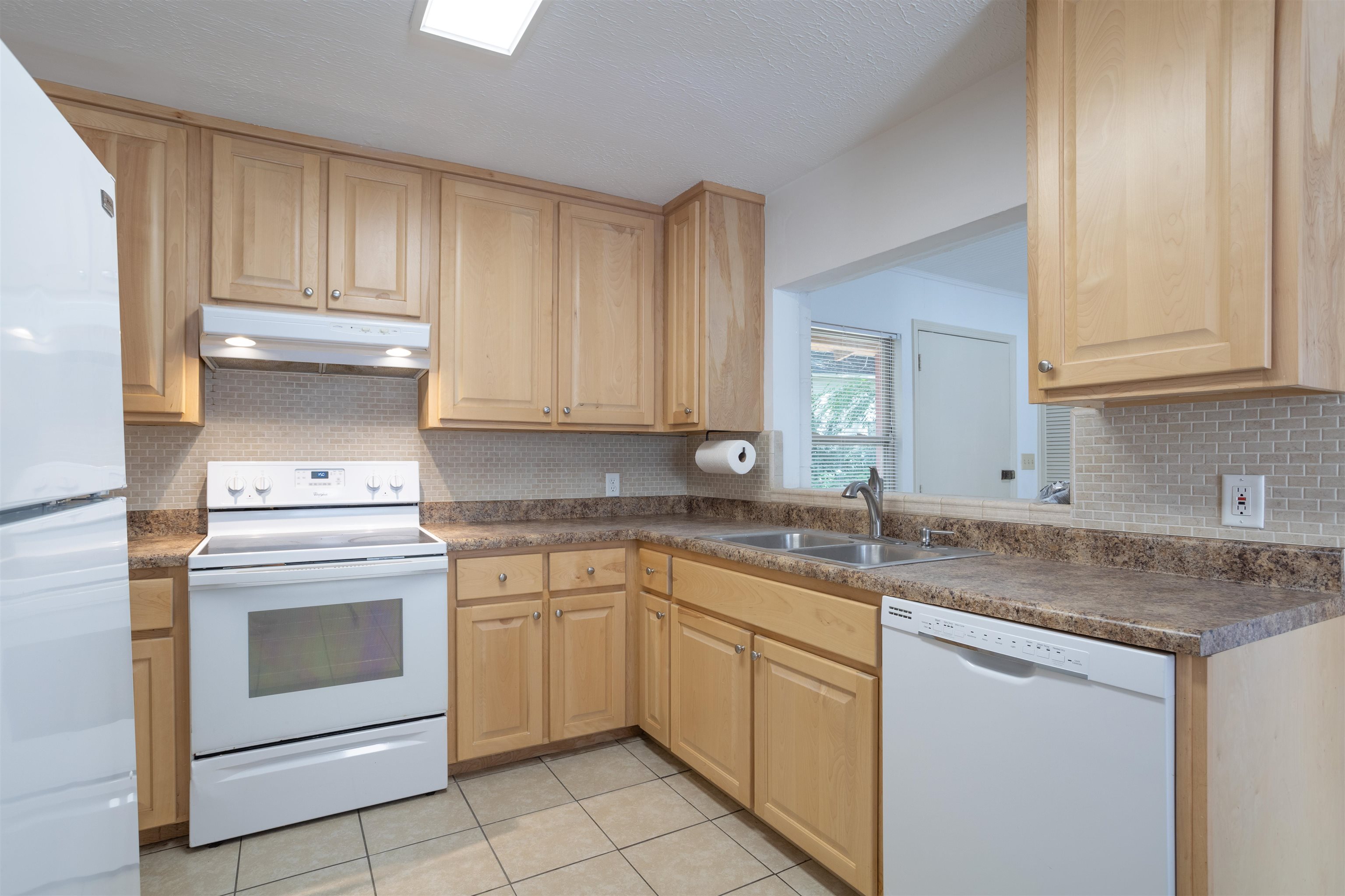2111 High Road Tallahassee, FL 32303 - Photo 23 of 36